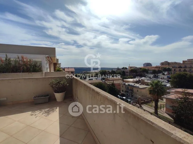Rõdu - Panoramic Attico with Terrace in Ragusa