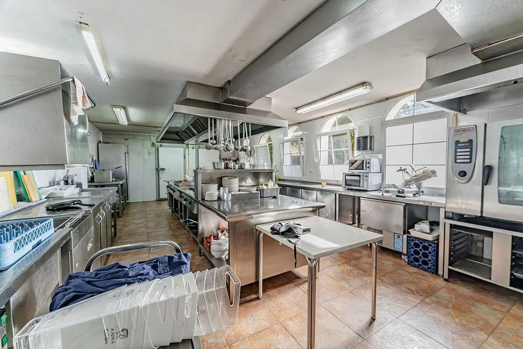Cuisine - 12-Bedroom Chalet with Pool in Valle de Losa
