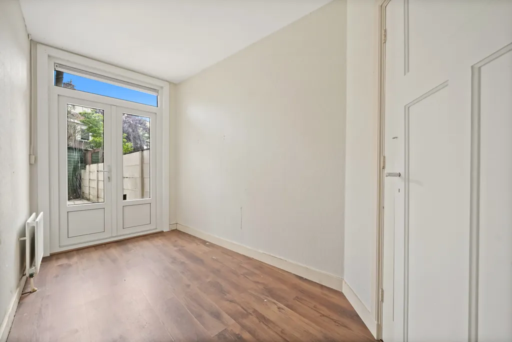 Toad - Spacious Ground Floor Flat near Rijswijk