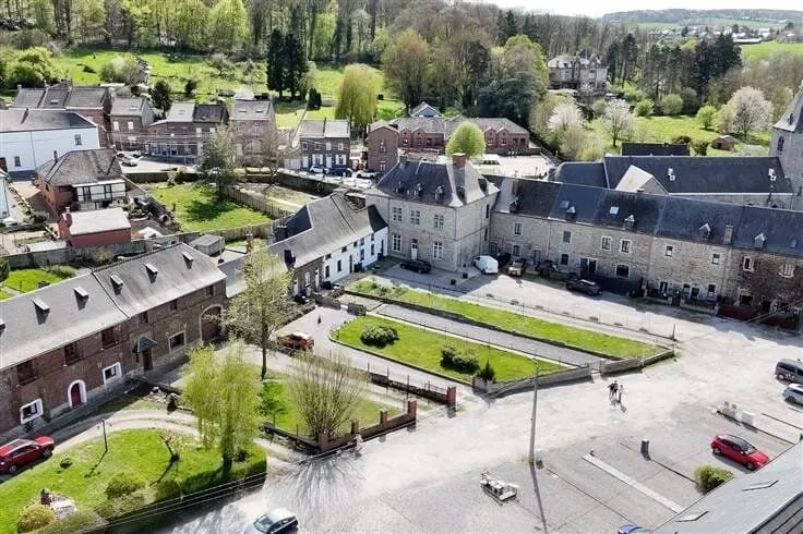 2 magamistoaga maja asukohas Aiseau