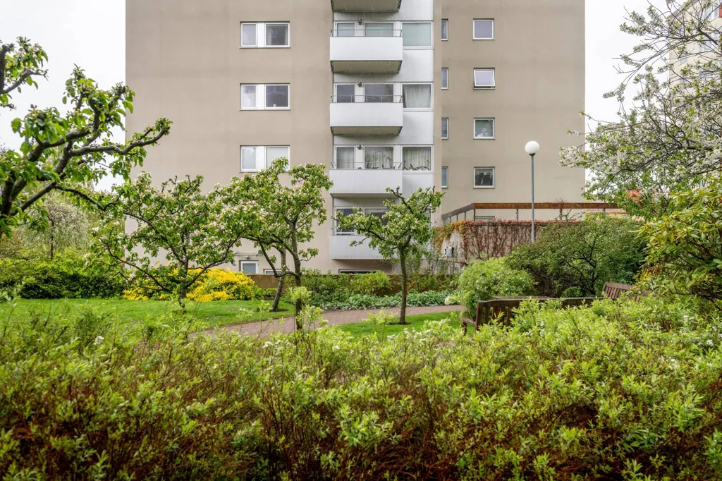 Jardin - Apartment with Balcony in Stockholm