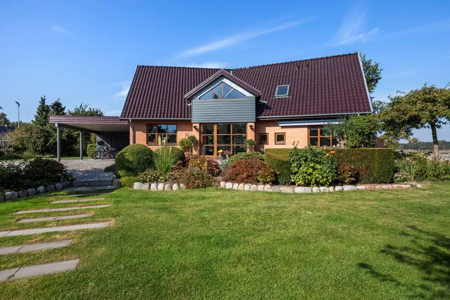 Välivaade - Estate with Office and Stables in Myrup