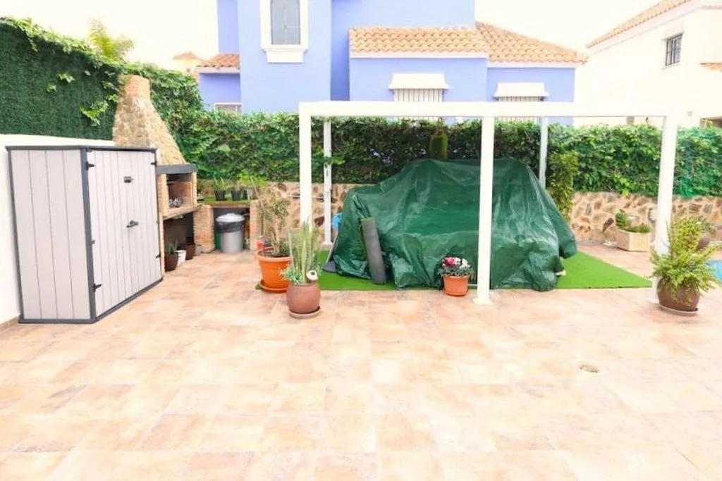 Terrasse - Luxury Villa with Pool in Villamartin