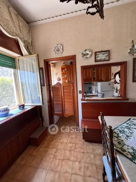 Salle à manger - Apartment with Panoramic Balcony in Naples
