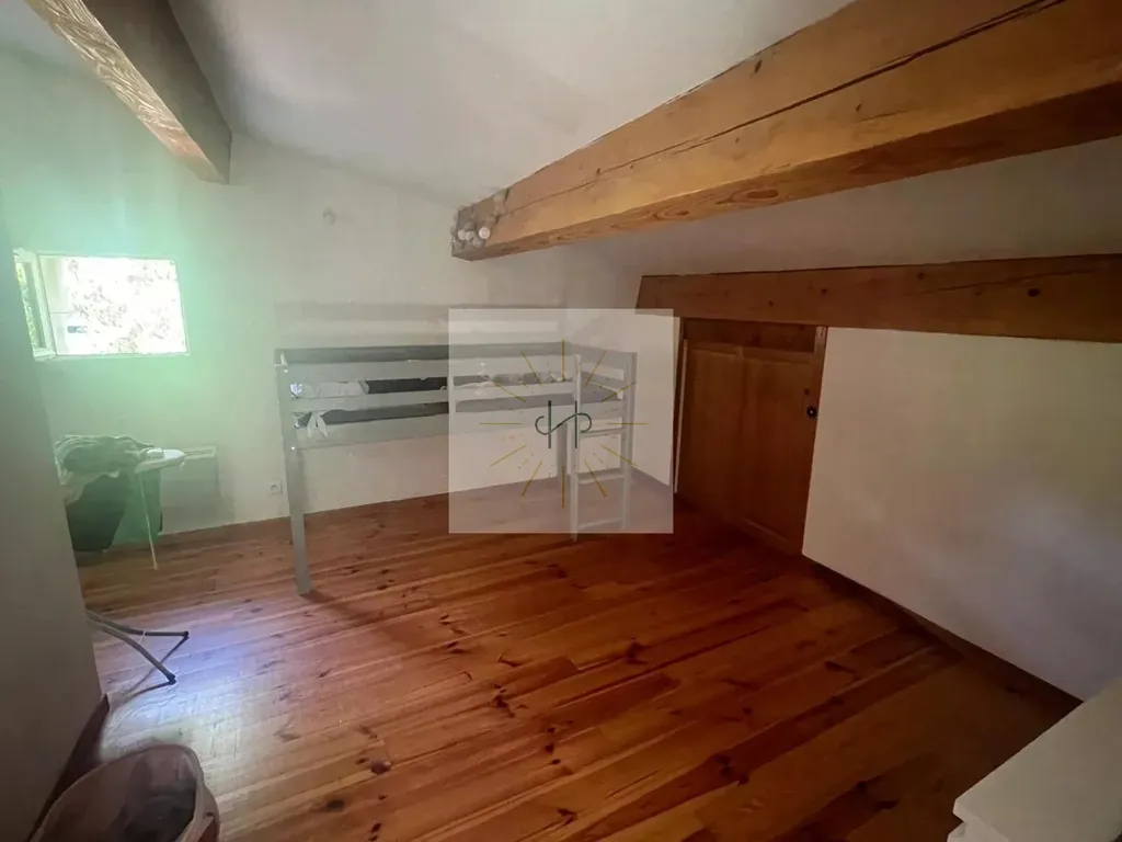Pièces - Ensemble Immobilier avec Jardin à Montélimar