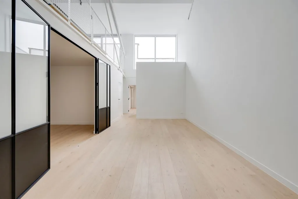 Esik - Renovated Loft with Terrace on Eilandje