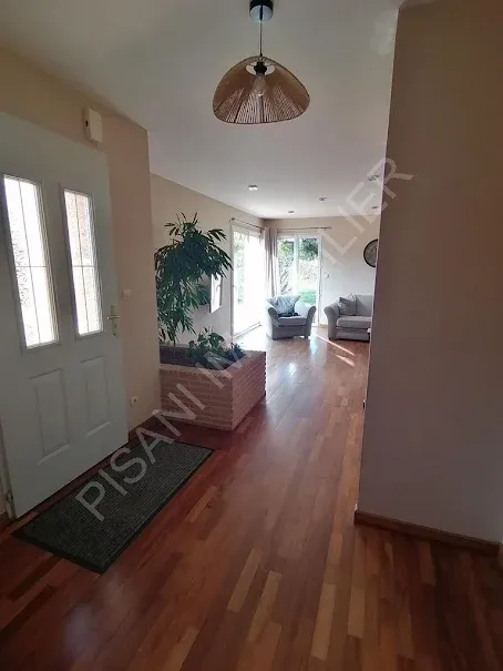 hallway_entrance