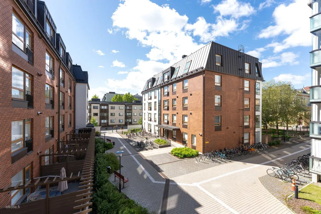 Exterior - Modern Flat with Private Garden in Tampere Centre