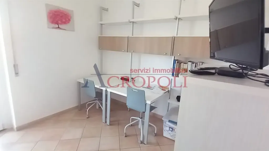 Kabinet - Rearranged Apartment with Balcony in Bracciano