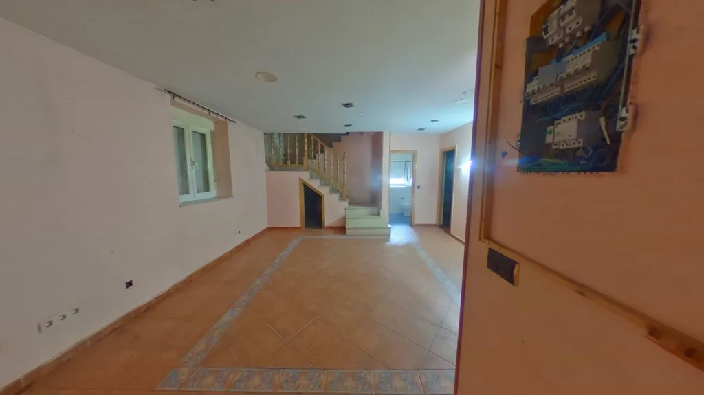 Esik - Spacious House with Garden in Huergas de Gordón
