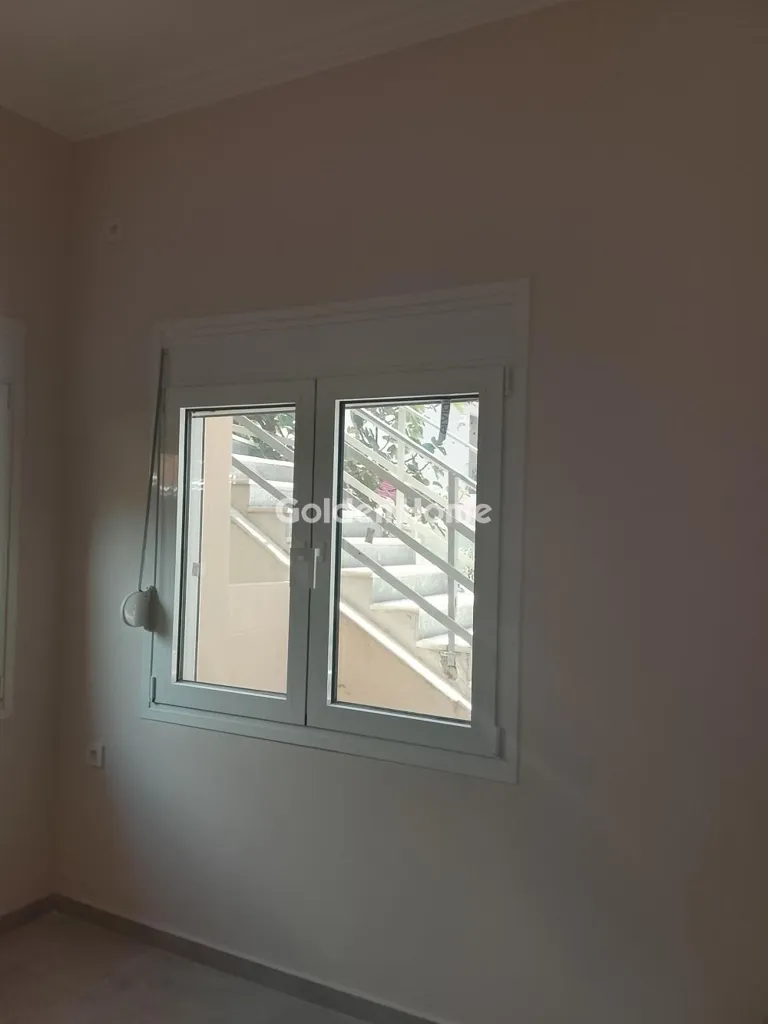 Pièces - Fully Renovated Flat with Security in Argiroúpoli Centre