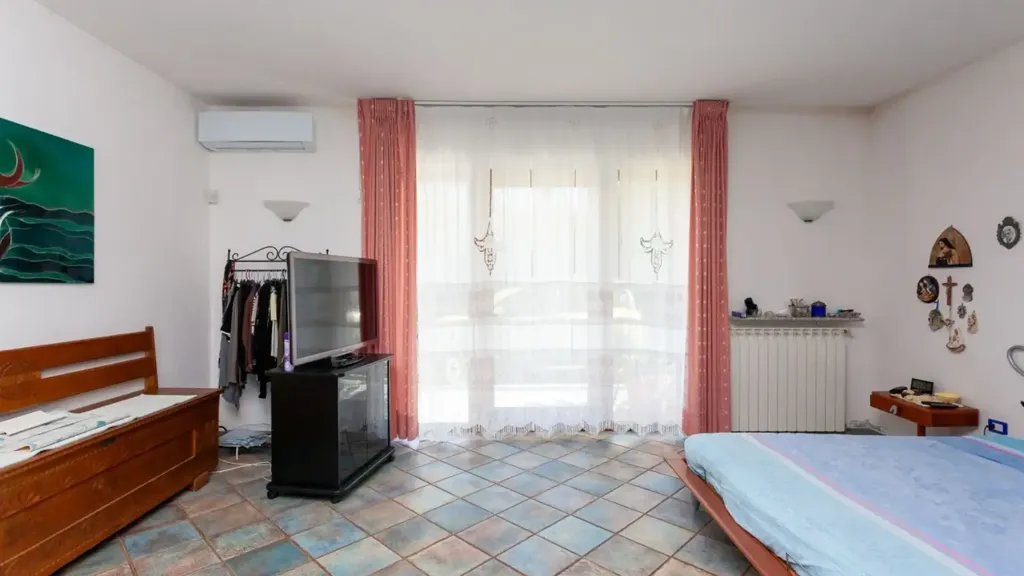 Chambres - Luxury Villa with Sea Views in Torpe'