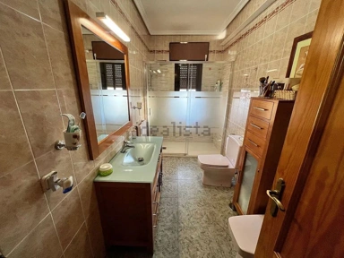 Vannitoad - Detached House with Garage and Garden in Burujón
