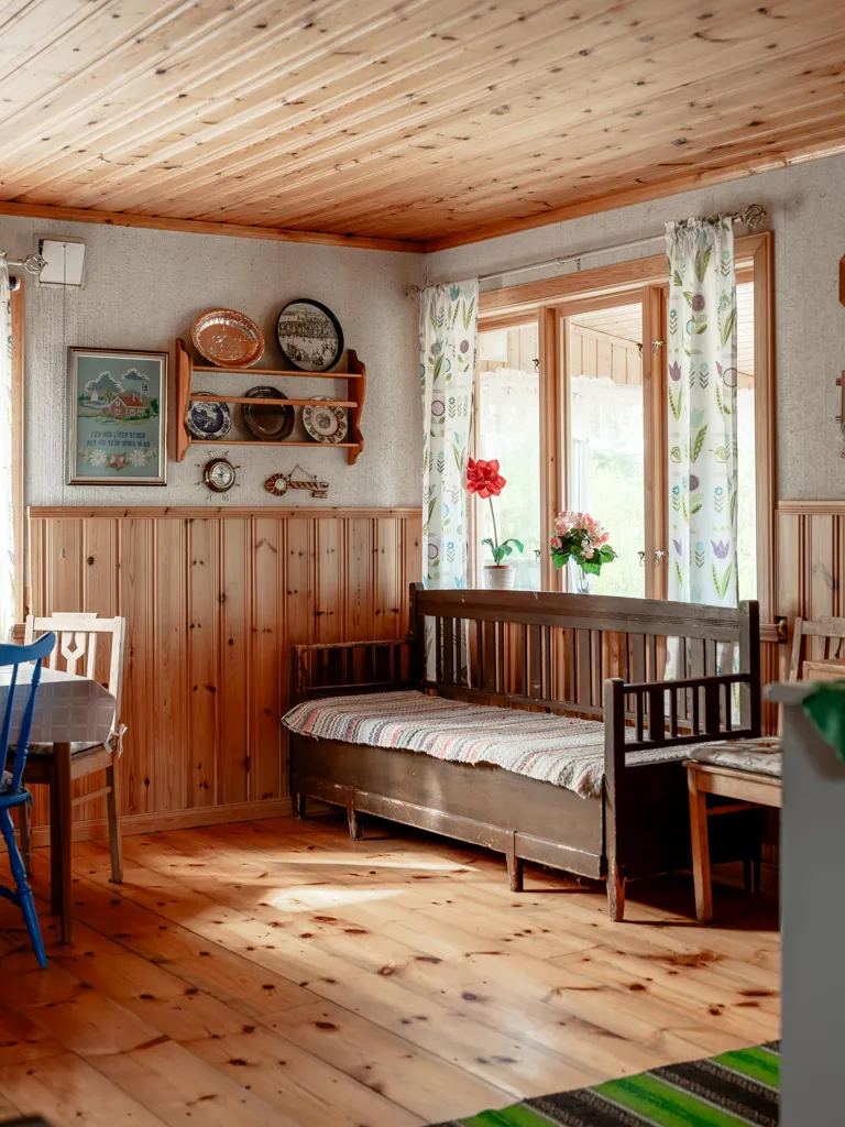 Séjour - Cottage with Lake View near Brintbodarna