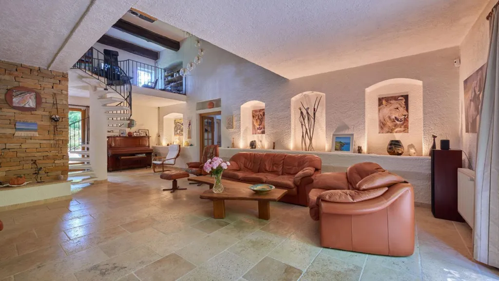 Living Room - Renaissance House with Pool in Manosque
