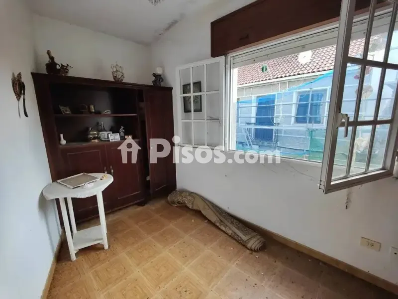 Dining Room - Chalet for Renovation near Rianxo Centre