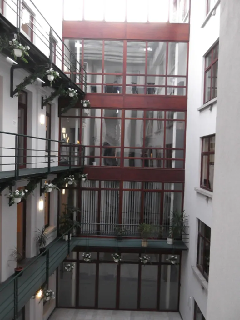 Garden - Modern Office in Central Brussels