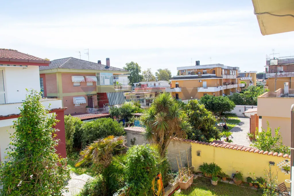 Jardin - Bifamiliar Villa with Terrace in Anzio