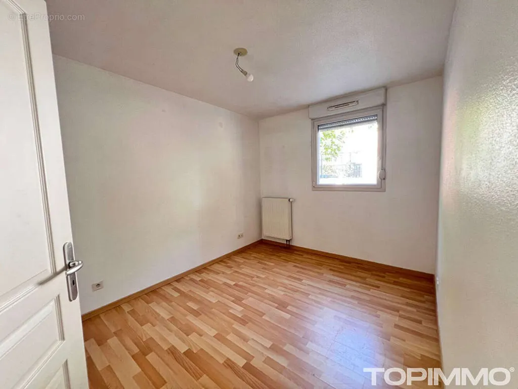 Stanze - 3-Bed Flat with Terrace in City Centre