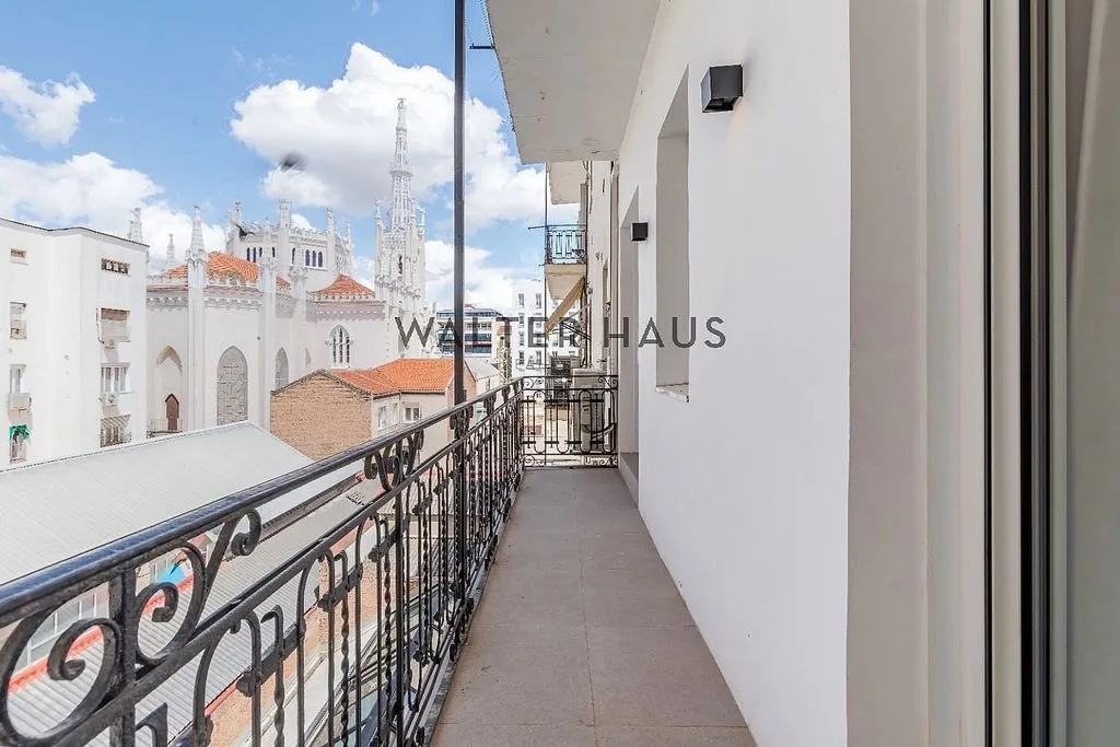 Rõdu - Modern Flat with Terrace in Recoletos, Madrid