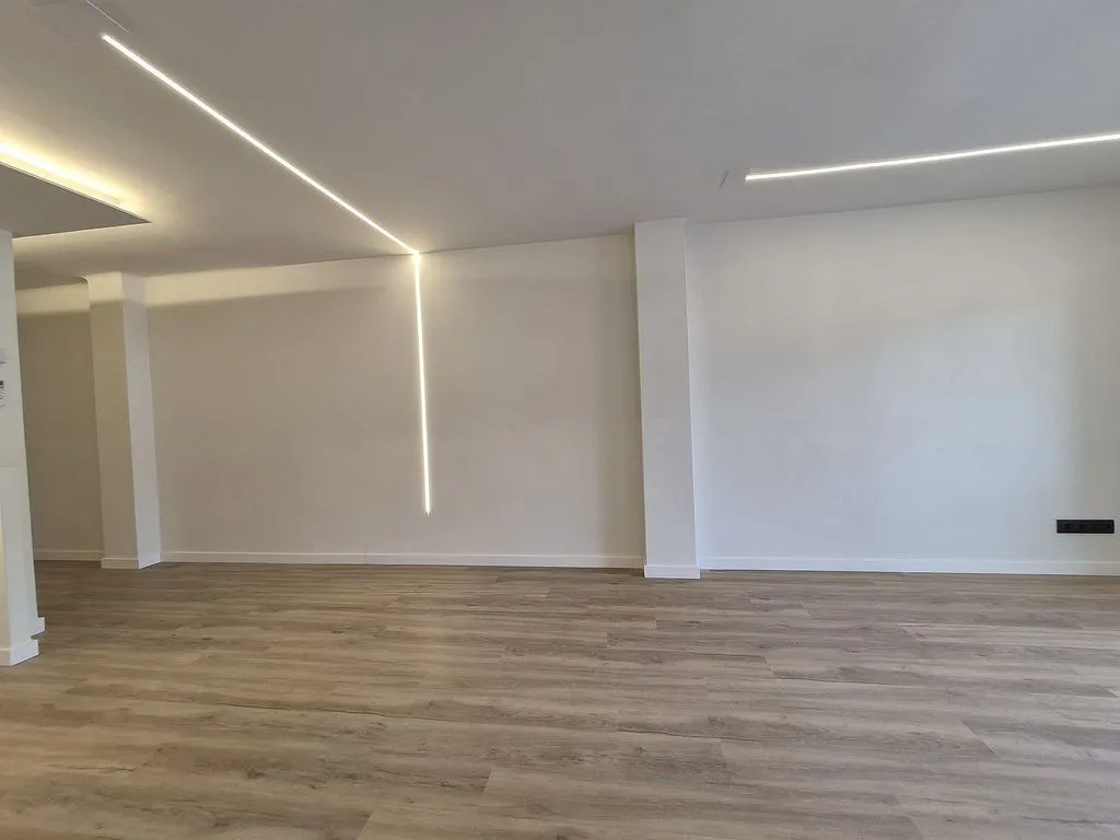 Pièces - Reformed Flat with Terrace in Sant Antoni
