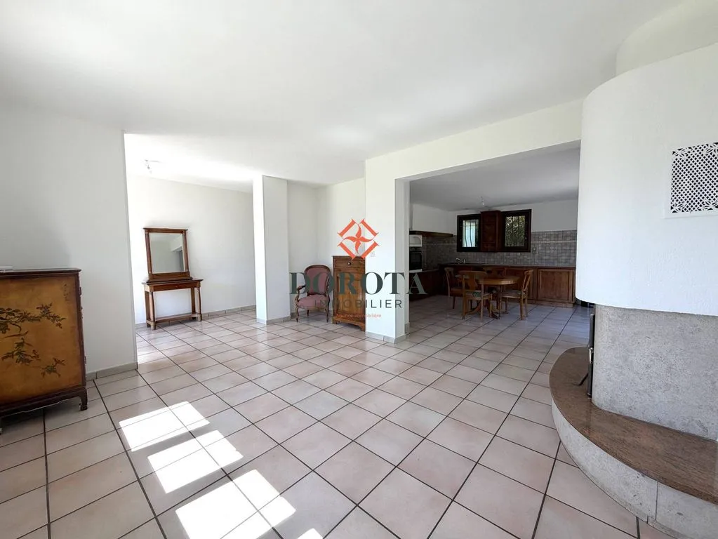 Séjour - Maison de Luxe avec Vue Panoramique à Lumbin