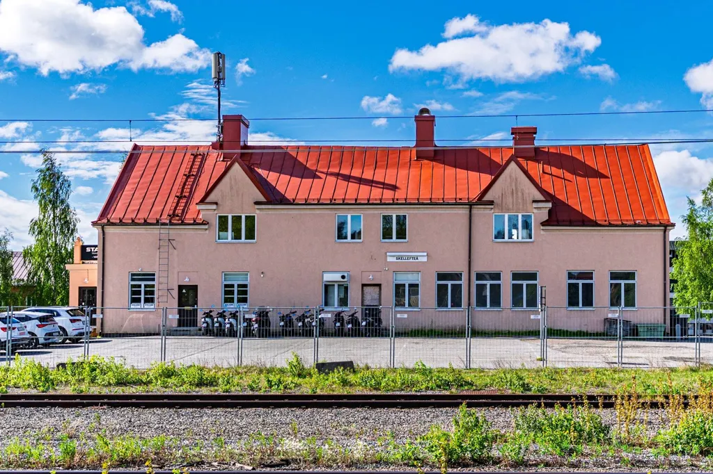 Välivaade - Historic Station House with Timber Construction in Skellefteå