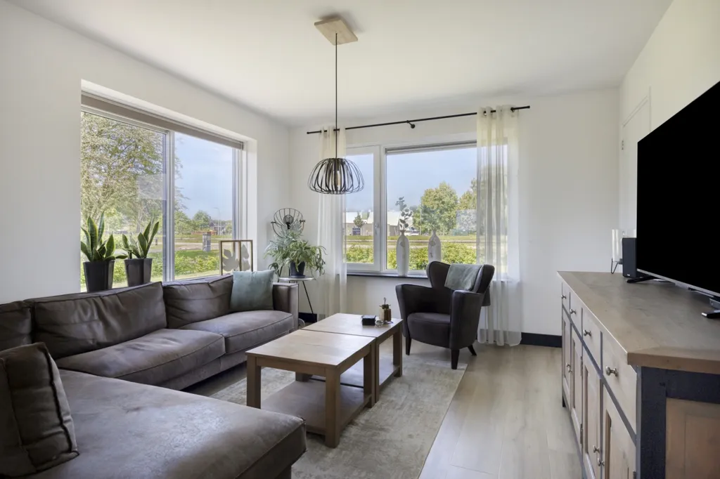 Séjour - Modernised House with Canal View in Bergentheim