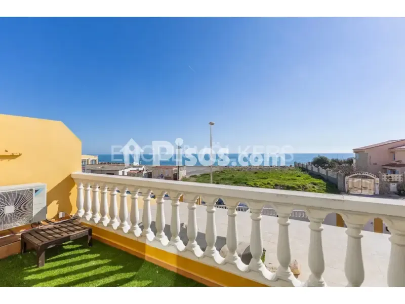 Rõdu - Seafront Terraced House in Cullera