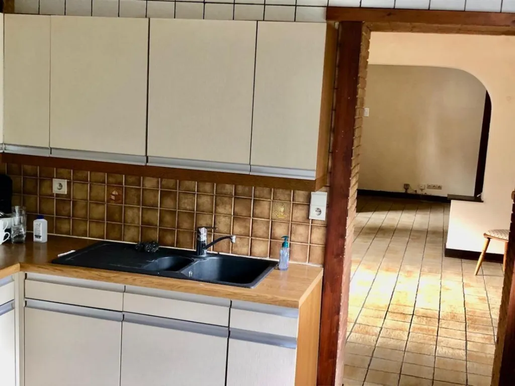 Cuisine - Maison avec Jardin et Pâture à Herstal