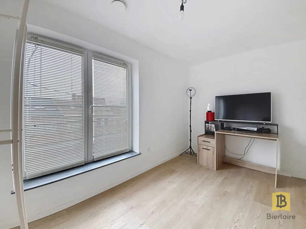 Chambres - Maison Récemment Construite avec Terrasse à Saint-Ghislain