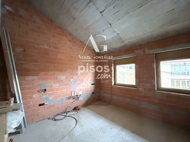 Toad - House with Valley Views in Villacarriedo