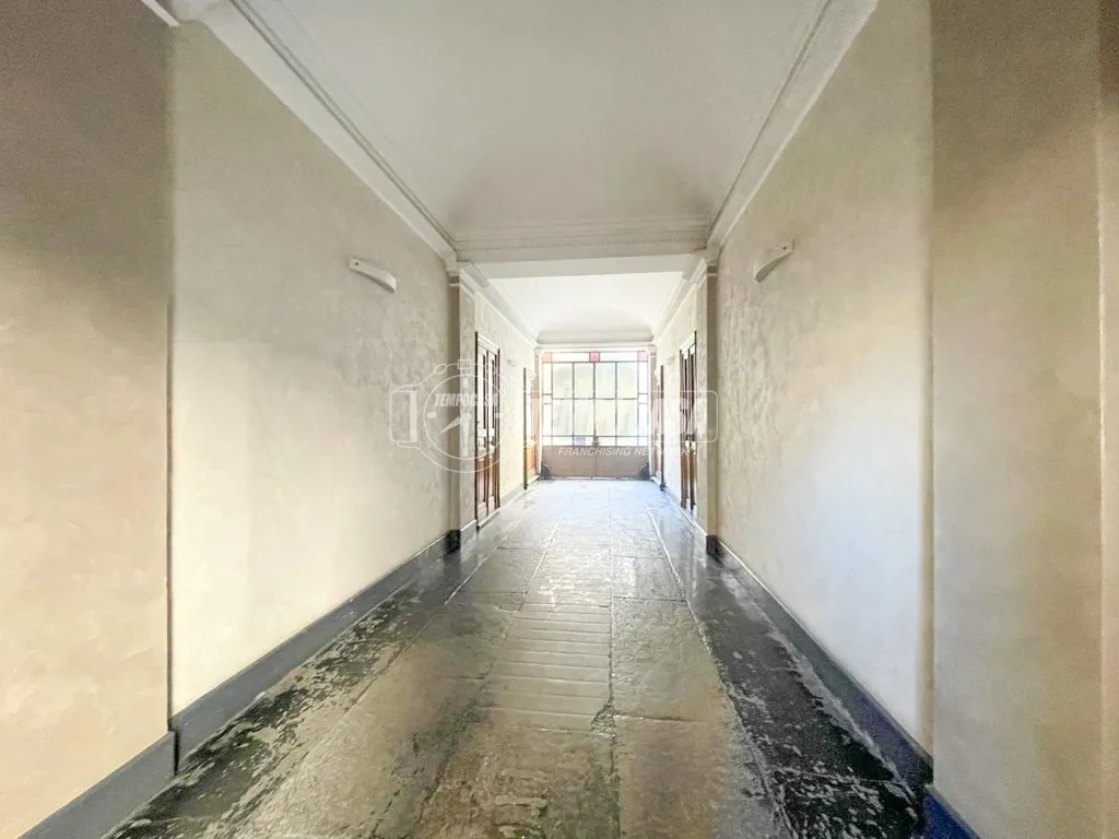hallway_entrance