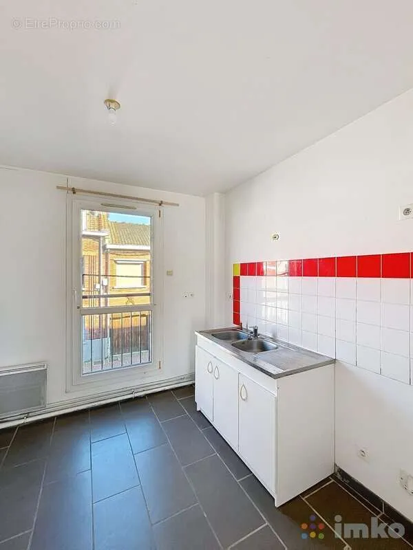 3-toaline korter asukohas Lille