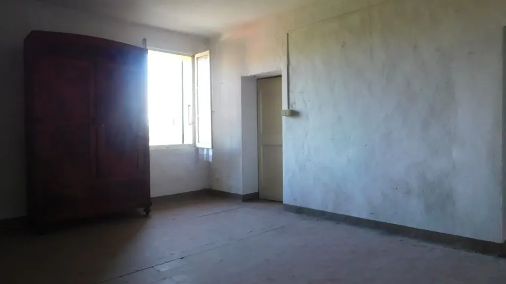 Toad - Villa to Renovate with Garden in Matelica, Cesena