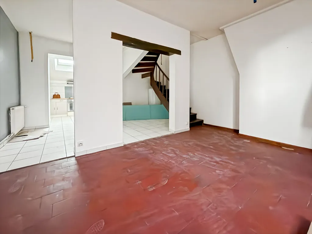 Pièces - Maison avec Jardin à Écouis
