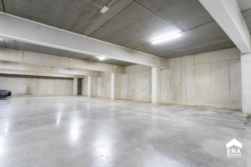 Garage - Parking Space in Centre Roeselare
