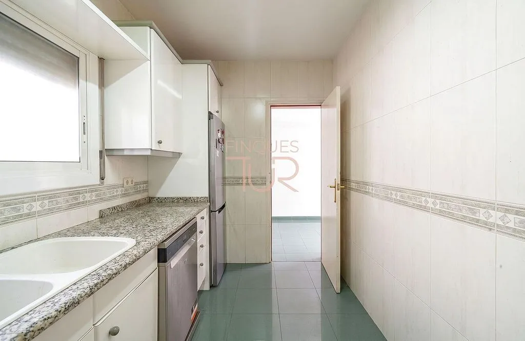 Cuisine - Luxury House with Garden in Premià de Dalt