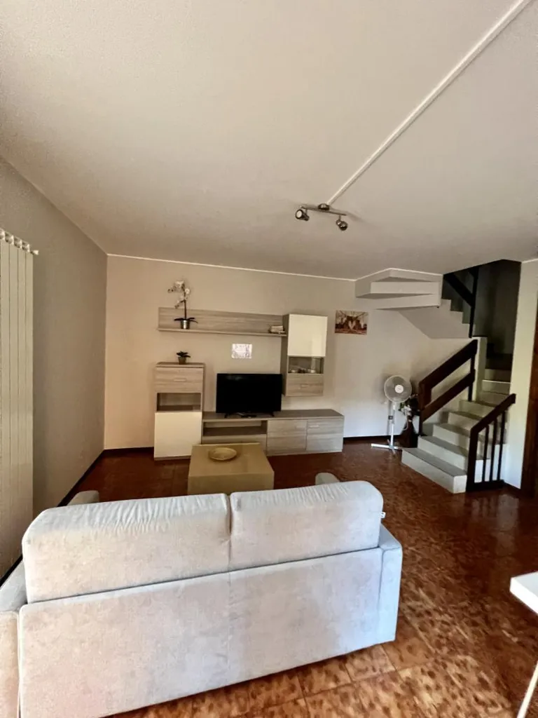 Two-Level Apartment with Pool in Sirmione