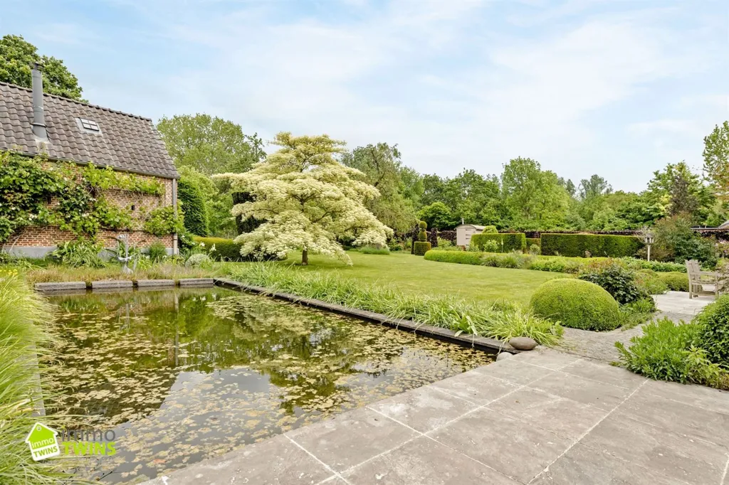 Aed - Renovated Patershoeve with Pool in Buggenhout