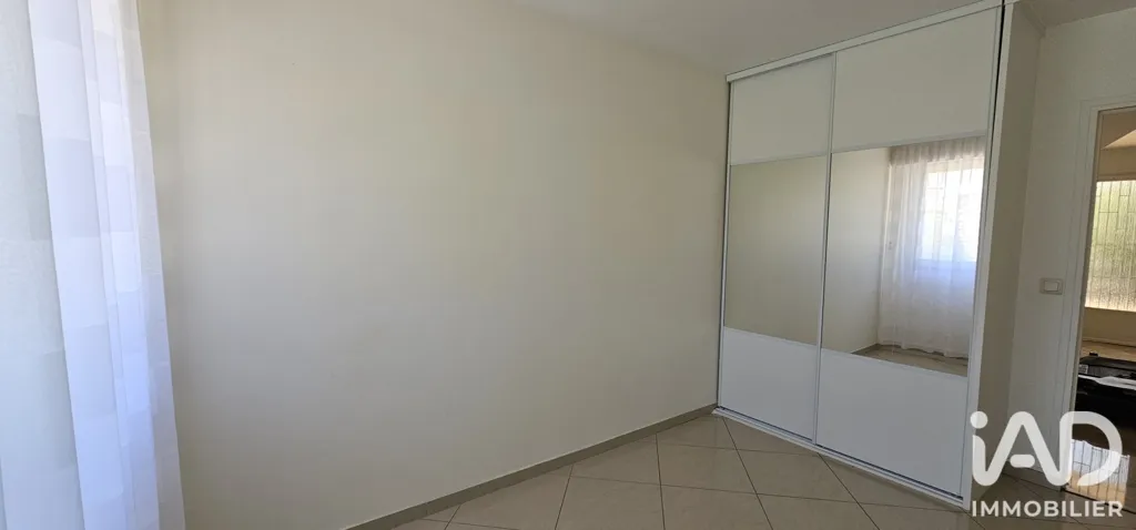Chambres - Villa avec Piscine et Dépendance à Les Pavillons-sous-Bois