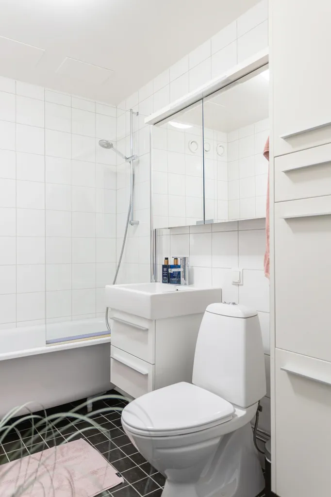 Salles de bain - Bostadsrätt with Garden in Jungfrudansen