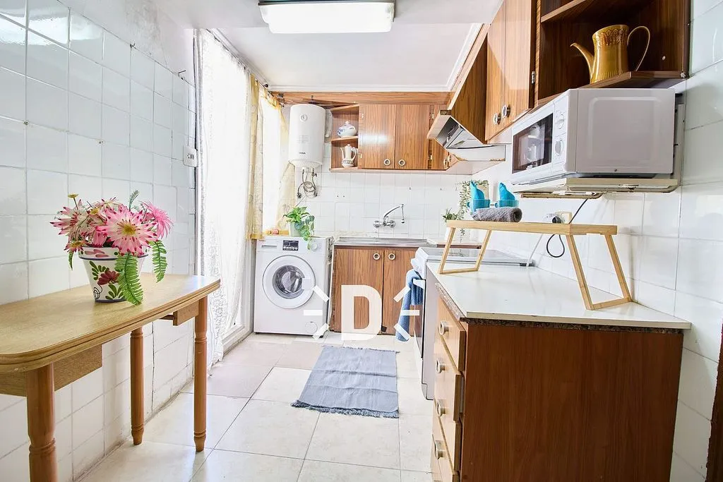 Cuisine - Apartment with Balcony in Benetússer