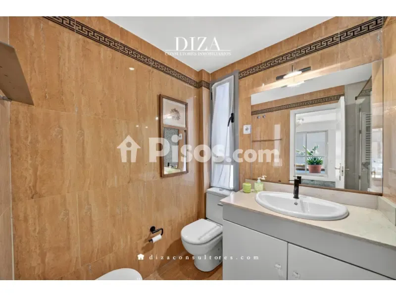 Vannitoad - Apartment with Pool and Lift in Retiro