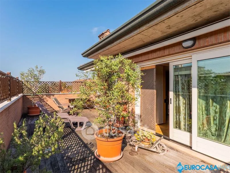 Terrasse - Prestigious Attico with Terraces in Carpi