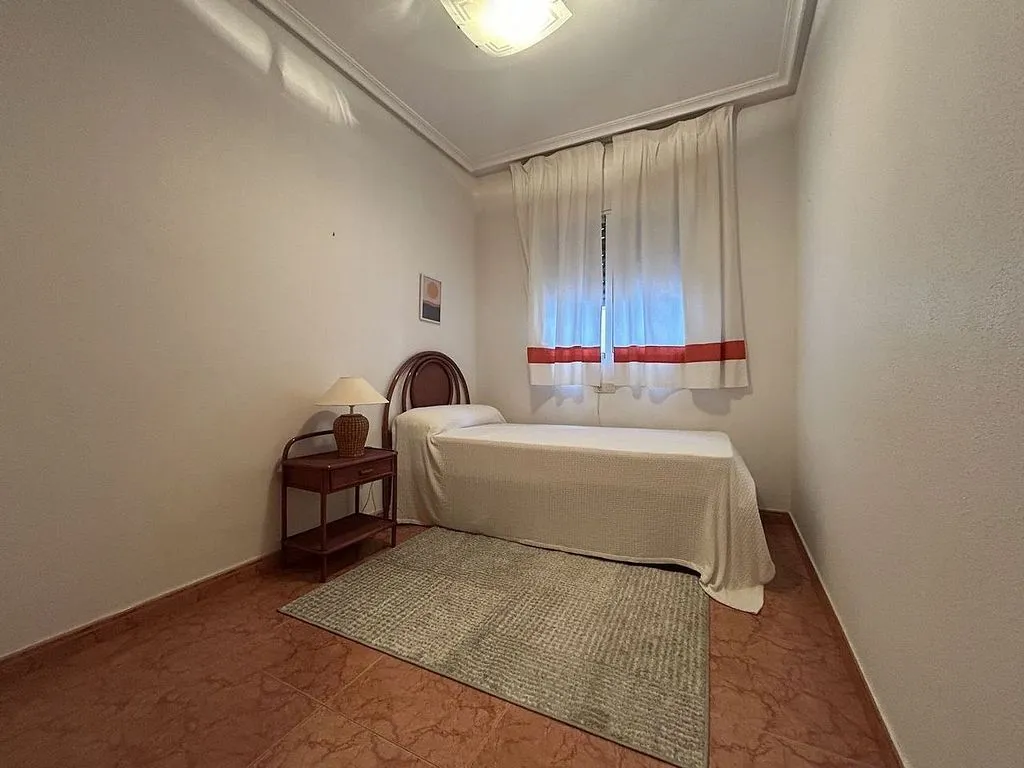 Magamistoad - Semi-Detached House with Pool in Torre de la Horadada
