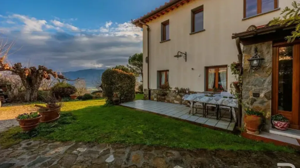 Terrass - Restored Bifamily Villa with Panoramic View in Rignano