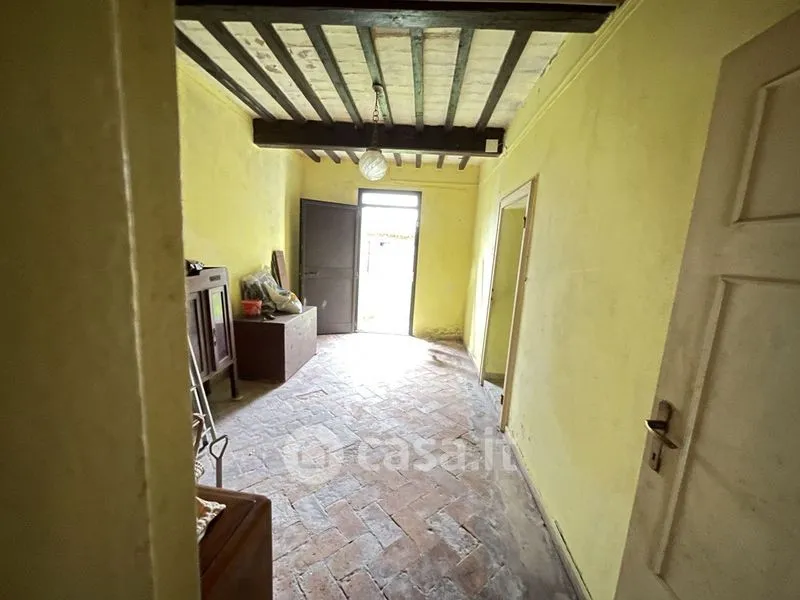 Entrée - Rustic Cottage with Garden in Suzzara Centre