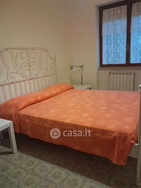 Chambres - Fully Furnished Apartment with Terrace in Formia Centre
