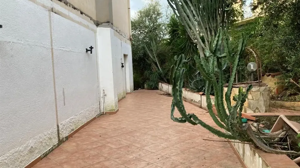 Giardino - Villa with Garden in San Leone, Agrigento